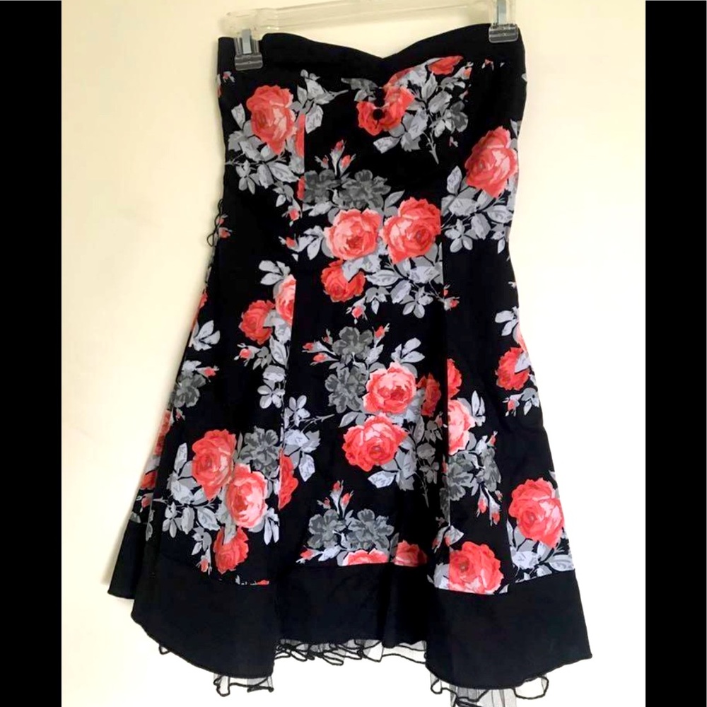 Bustier Tulle Floral Dress - Picture 1 of 7